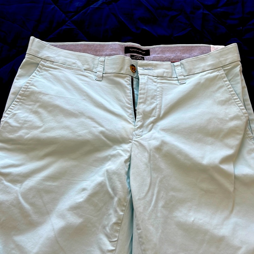 Tommy Hilfiger | Light Blue | Size 34 x 32 | custom fit | never worn | like new